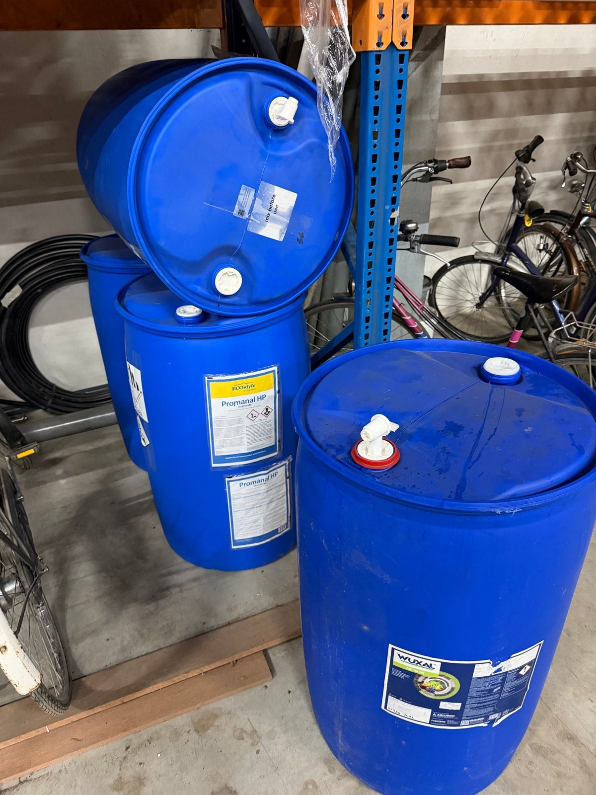 4x 200 liter vaten - Ideaal voor opslag of hergebruik, Ophalen, Gebruikt