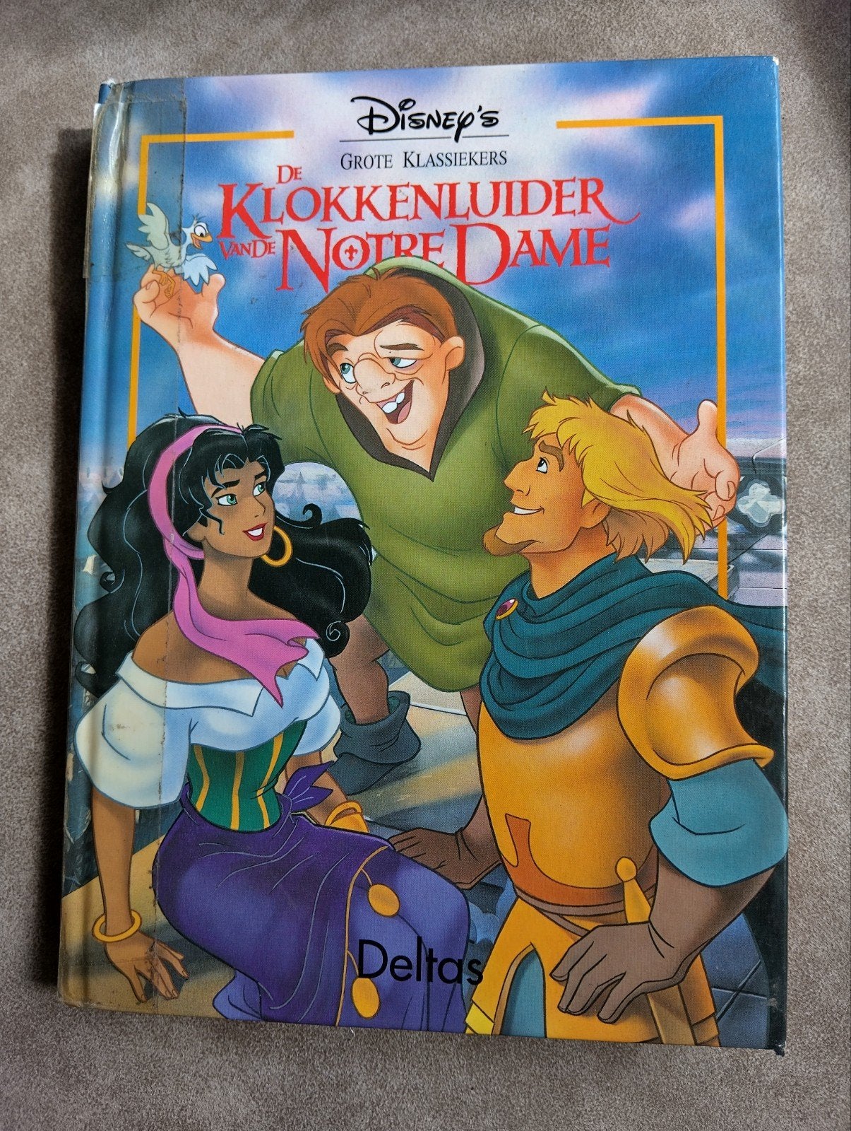Disney's De Klokkenluider van de Notre Dame boek + Quasimodo, Ophalen, Gebruikt