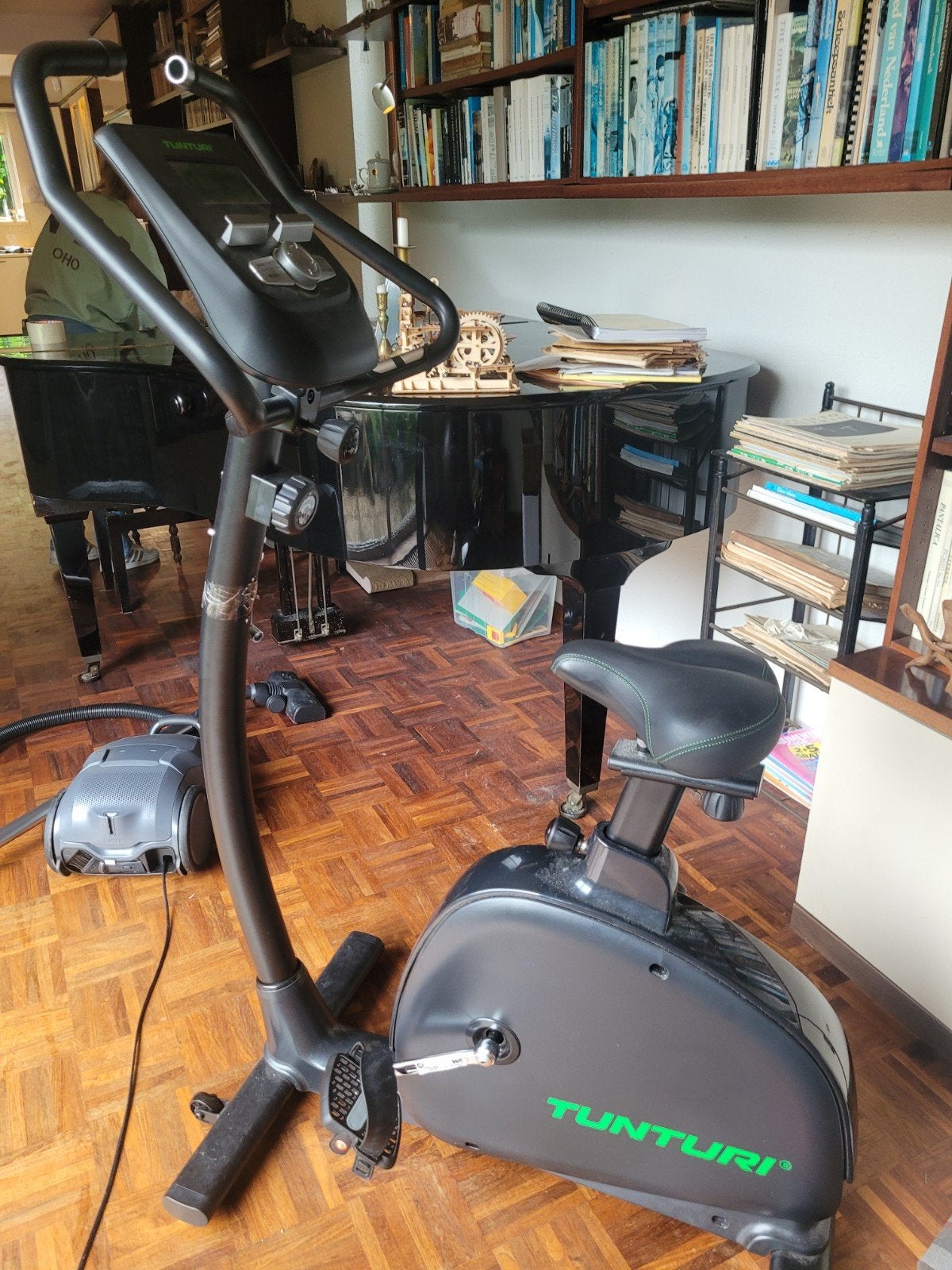 Tunturi Hometrainer - Ideaal voor Thuis Fitness, Sport en Fitness, Ophalen, Zo goed als nieuw, Hometrainer