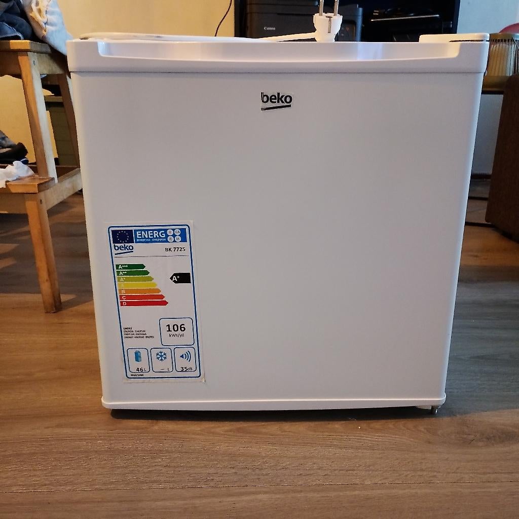 Berko koelkast-gebruikt, Witgoed en Apparatuur, Koelkasten en IJskasten, Ophalen, Gebruikt, Minder dan 75 liter, Met vriesvak