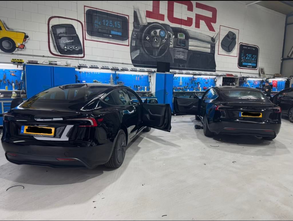 Taxi Huren | Tesla / EQV Huren | meerdere auto’s beschikbaar