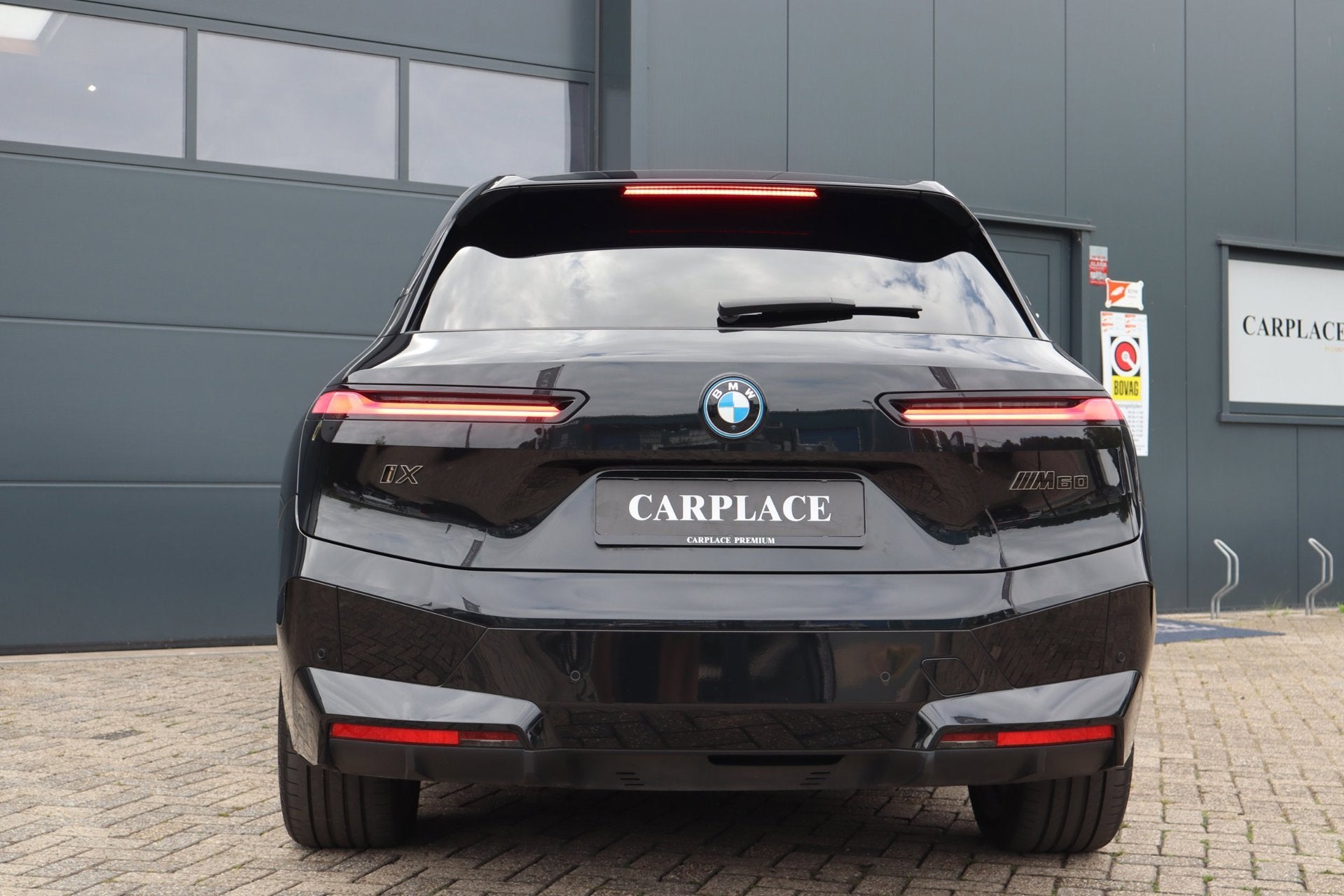 BMW IX M60 High Executive 112 kWh-B&W soundsysteem, 4 stoelen, Zwart, Leder, Geïmporteerd
