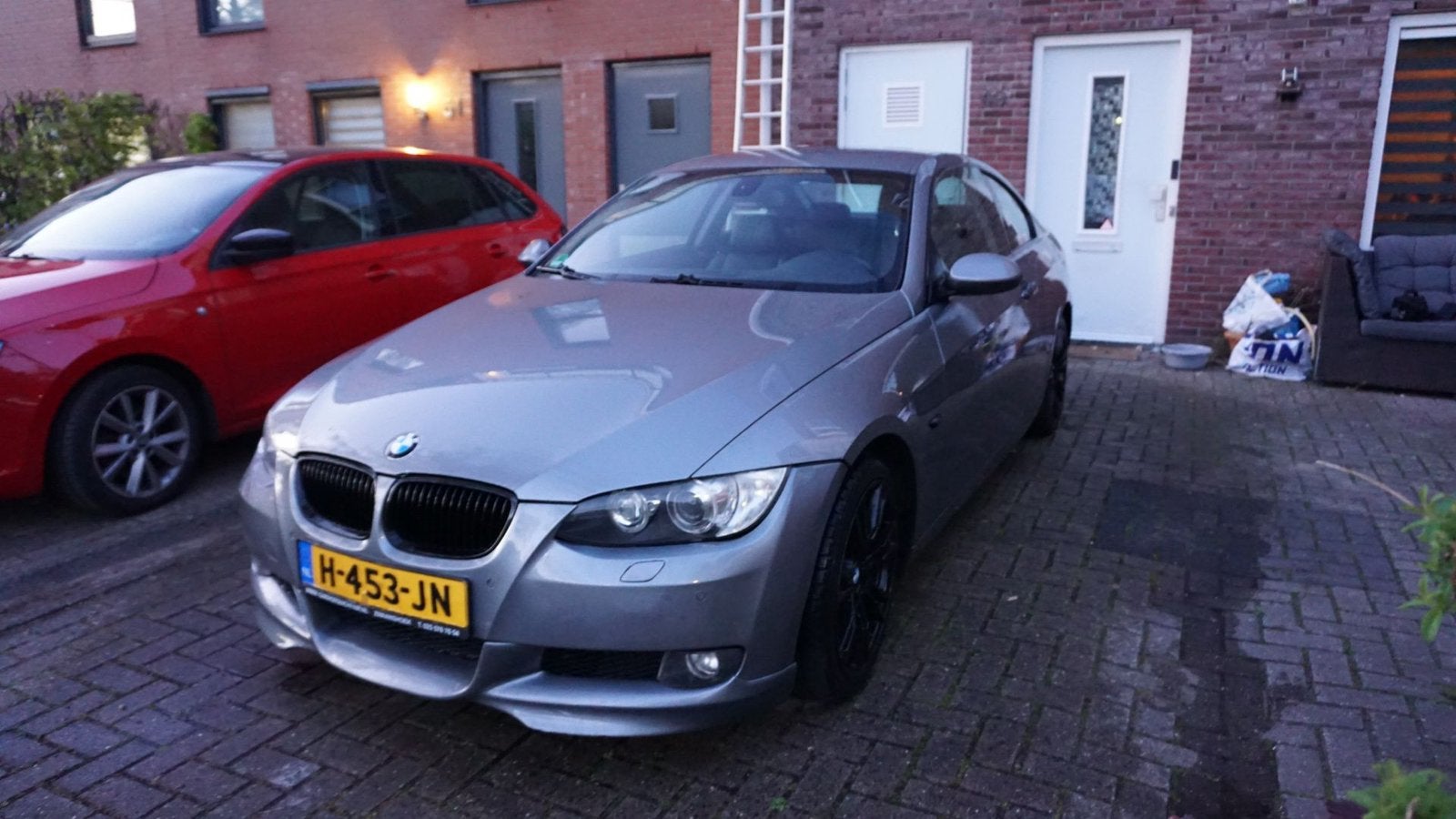 BMW 3-Serie 2.0 I 320 Coupe 2008 Grijs, Voorwielaandrijving, Euro 5, 1995 cc, Zwart