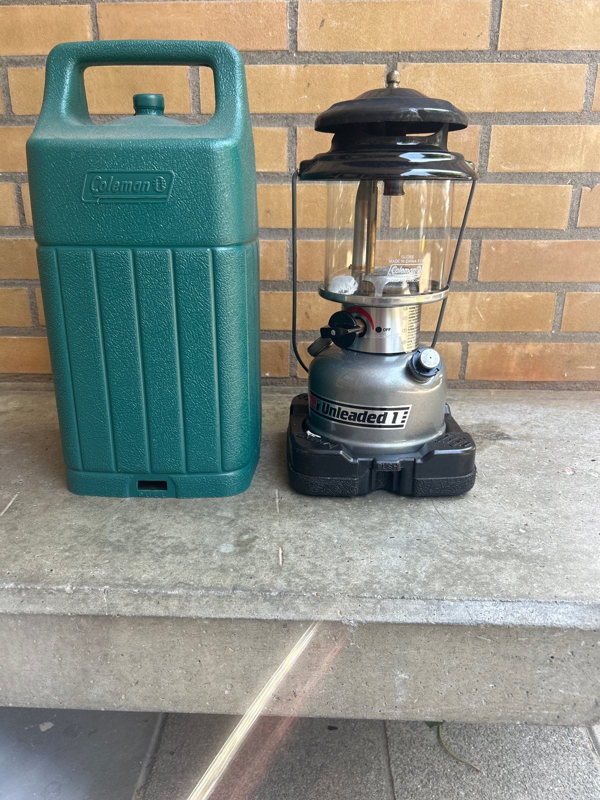 Coleman Unleaded 1 Kampeerlamp met brandstoffles en kan, Ophalen of Verzenden, Gebruikt