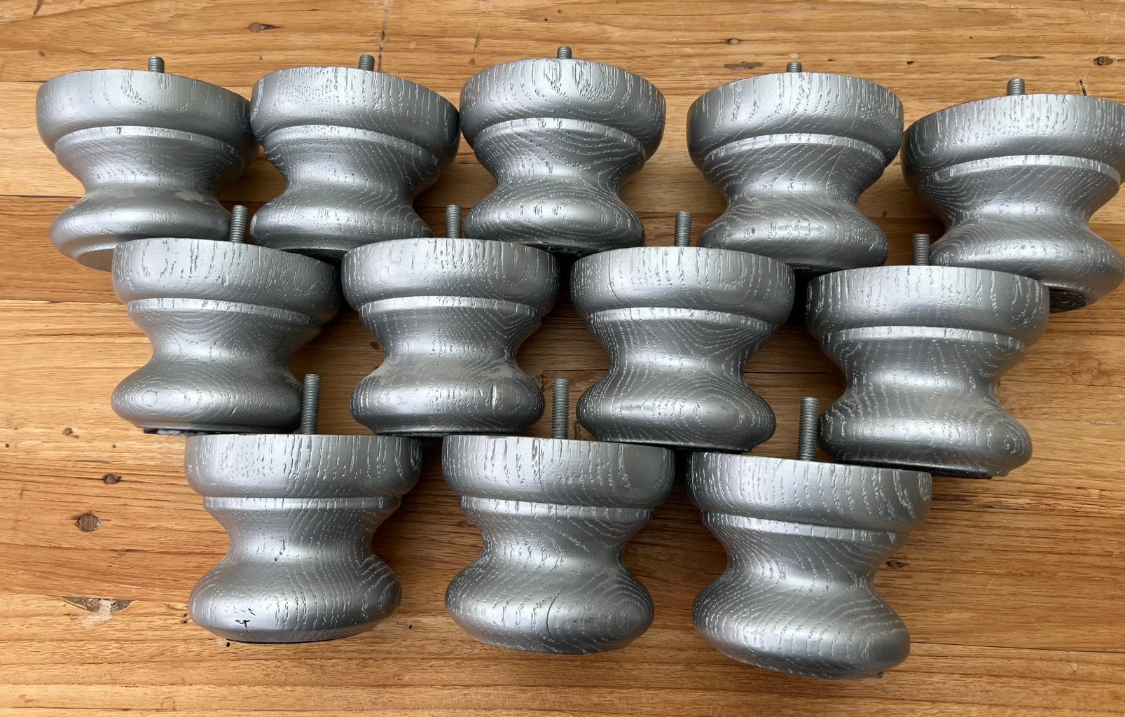 Massief houten ronde meubel-bedpoten, 12 stuks, Ophalen of Verzenden, Zo goed als nieuw