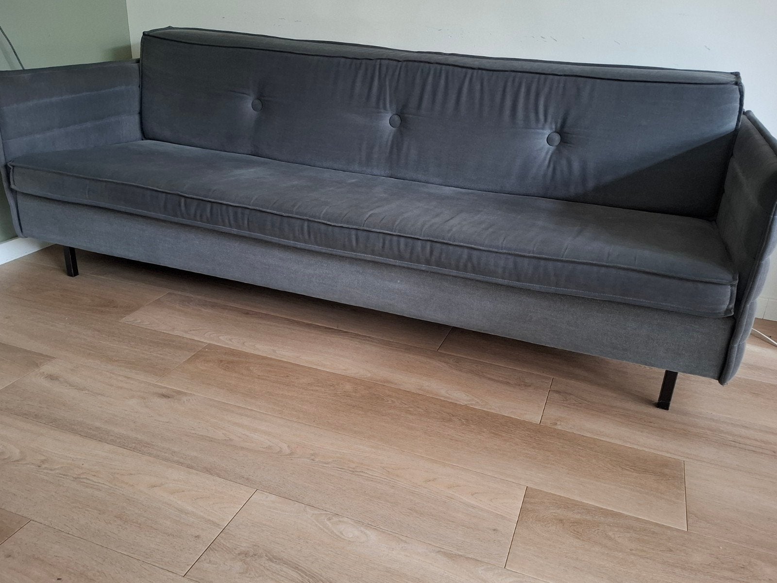 Bank van Zuiver - model Jaey, Ophalen, Gebruikt, Minder dan 75 cm, Driepersoons