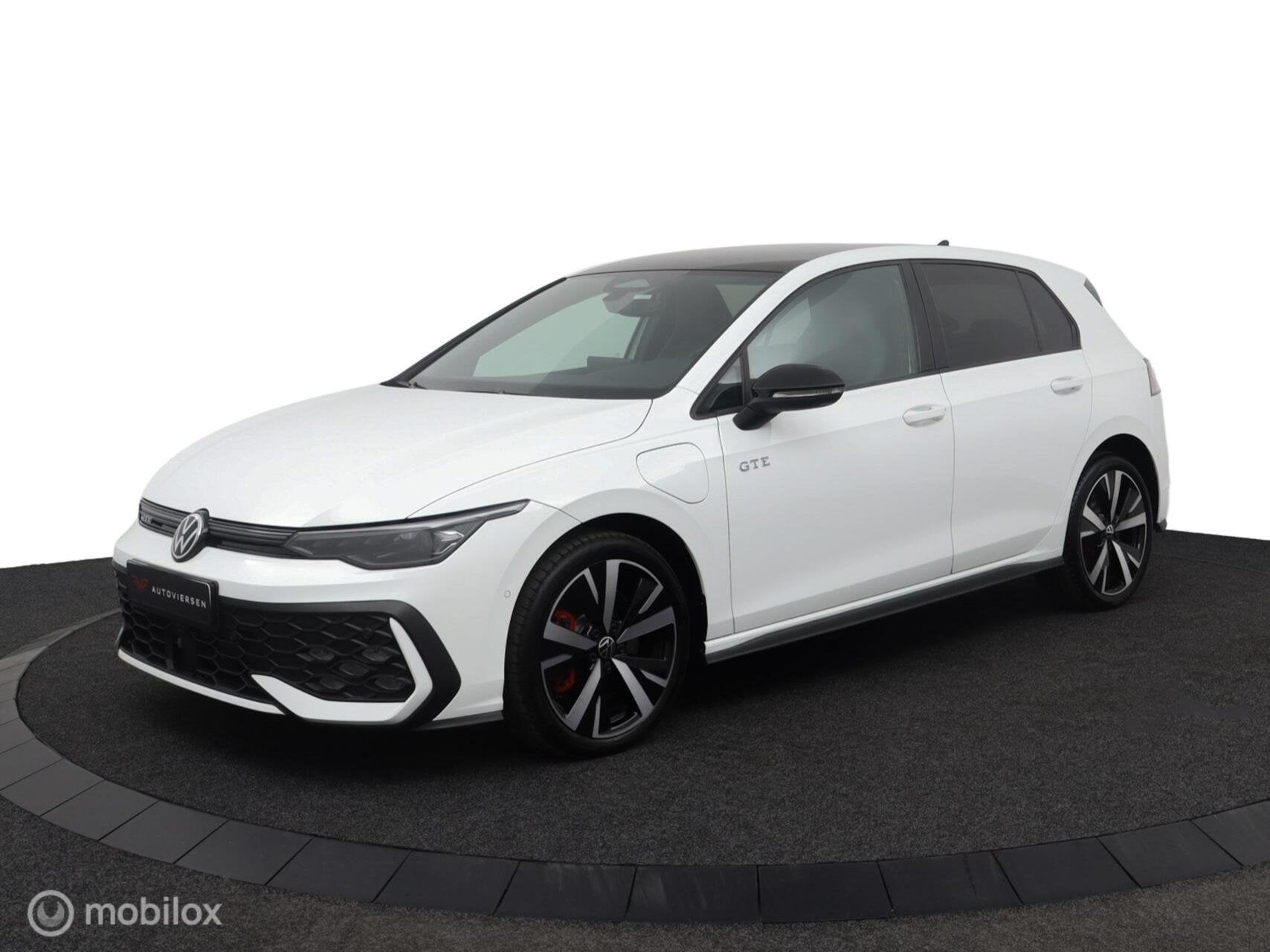 Volkswagen Golf GTE | 360cam |Adapt. Cruise | Stoel-Stuurver, Auto's, Stof, Zwart, Overige carrosserieën, Wit