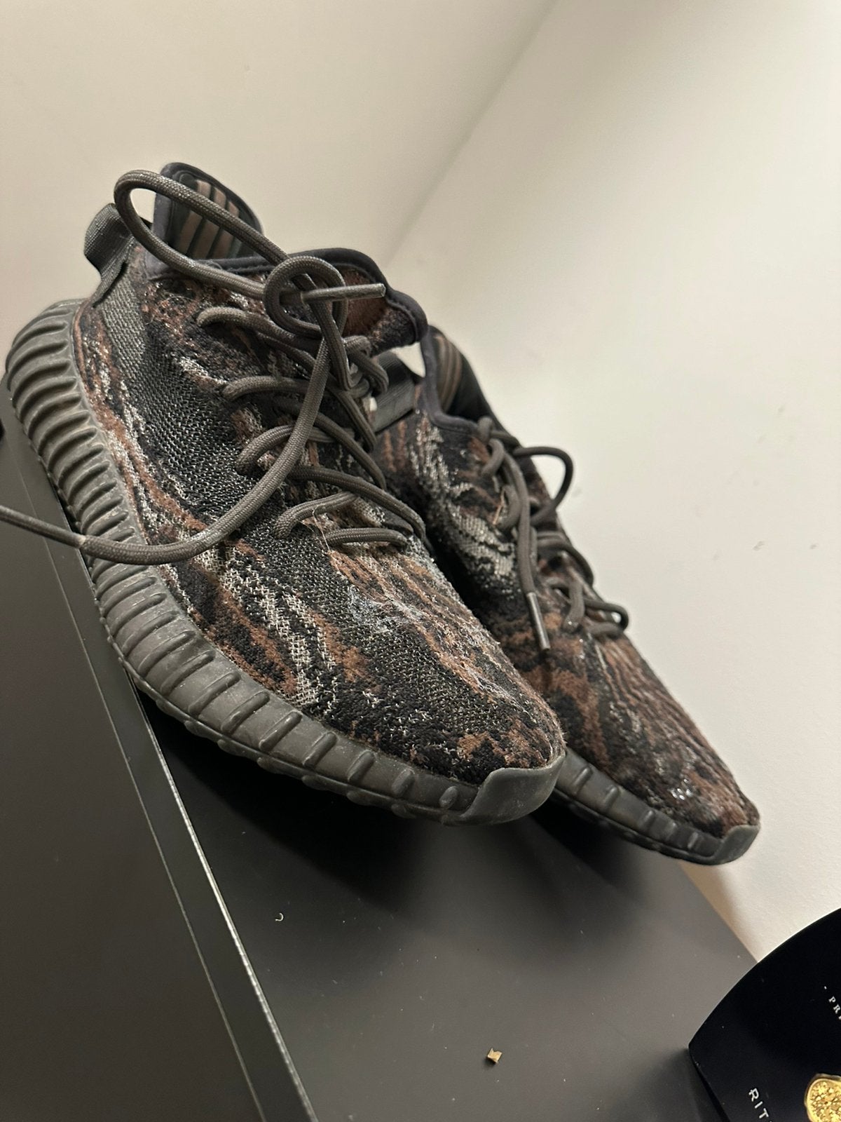 Yeezys 42 €100, Ophalen of Verzenden, Zo goed als nieuw