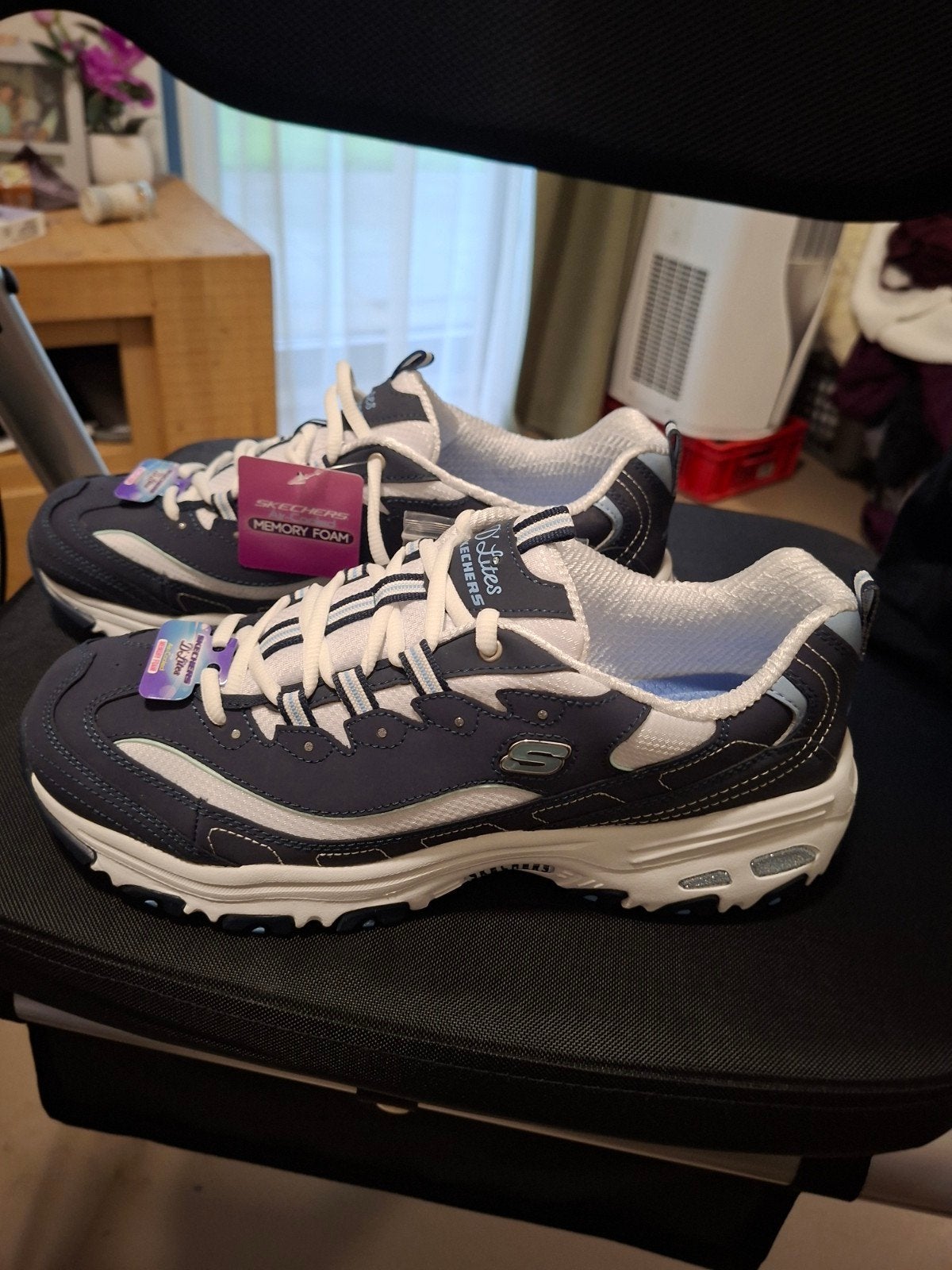 Nieuwe Dames Skechers D'lites navy/white - Maat 42, Kleding | Dames, Skechers, Blauw, Nieuw, Ophalen of Verzenden