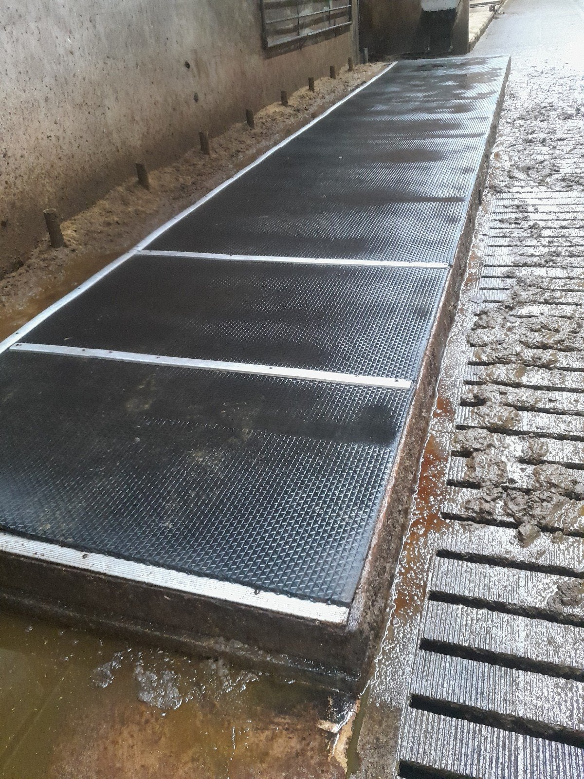 Rubberen stalmat op rol, 180 cm breed, de laval