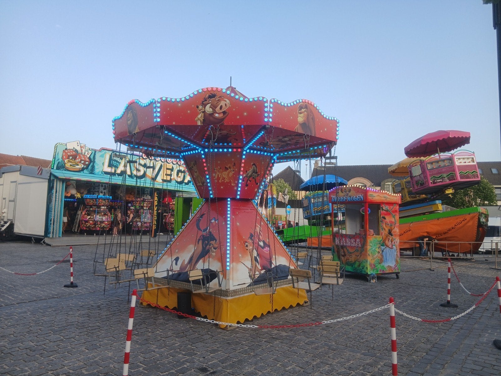 Kermis Zweefmolen te huur evenementen kermis attractie markt, Hobby en Vrije tijd, Feestartikelen | Verhuur, Gebruikt, Overige