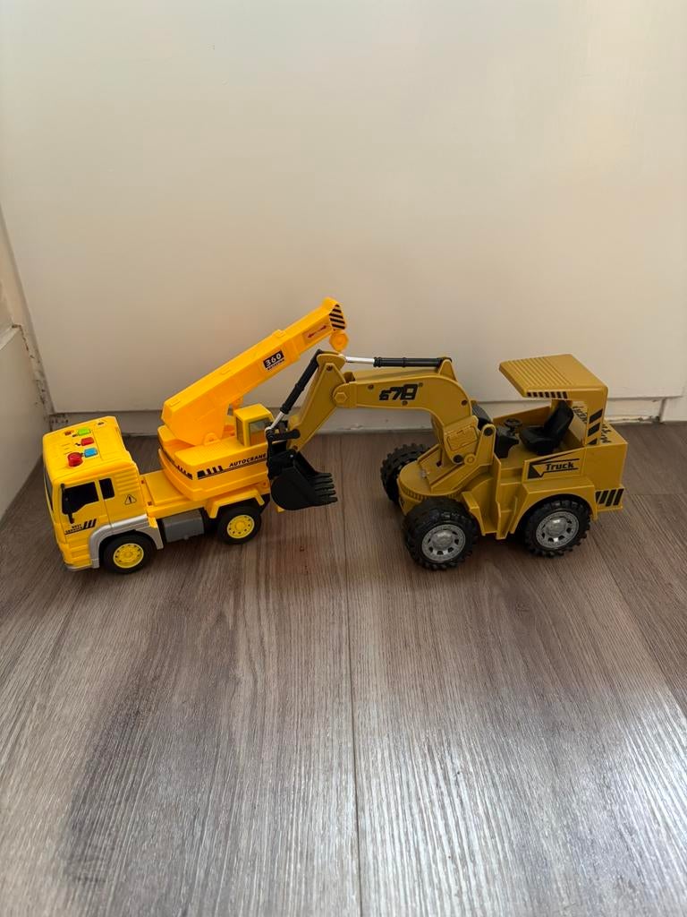 Graafmachine en takelwagen, Ophalen of Verzenden, Zo goed als nieuw