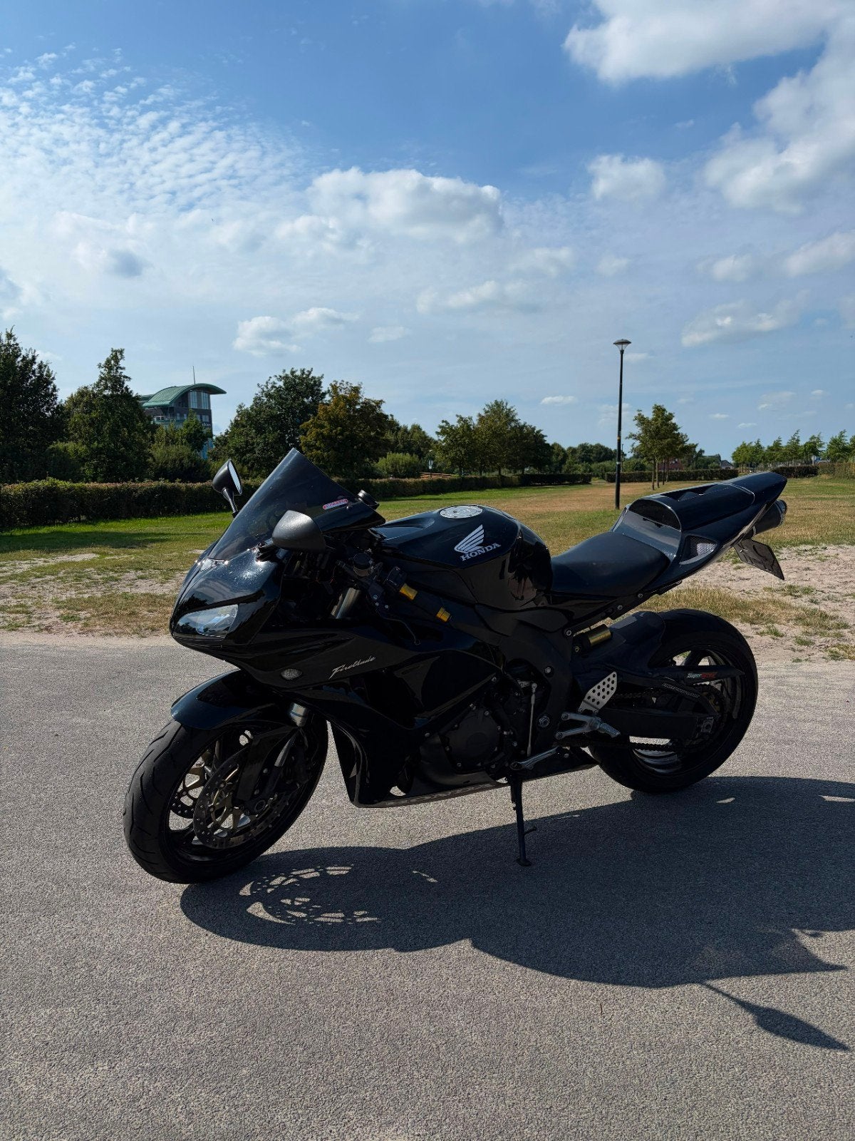 Honda CBR1000RR Fireblade 2007, Motoren, Motoren | Honda, Super Sport, meer dan 35 kW, 4 cilinders, Motorrijbewijs A, LED Verlichting