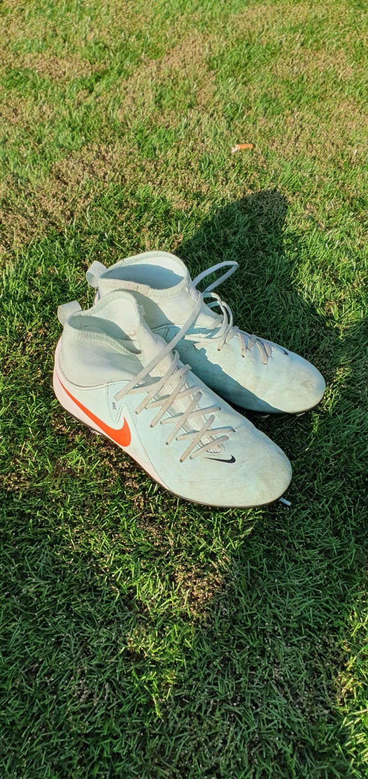 Nike Phantom Luna voetbalschoenen - Maat 36, Gebruikt, Schoenen, Ophalen of Verzenden, Maat S