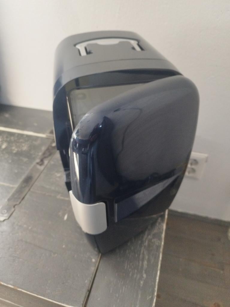 Compacte elektrische koelbox - Ideaal voor onderweg!, Ophalen of Verzenden, Zo goed als nieuw, Koelbox, Elektrisch