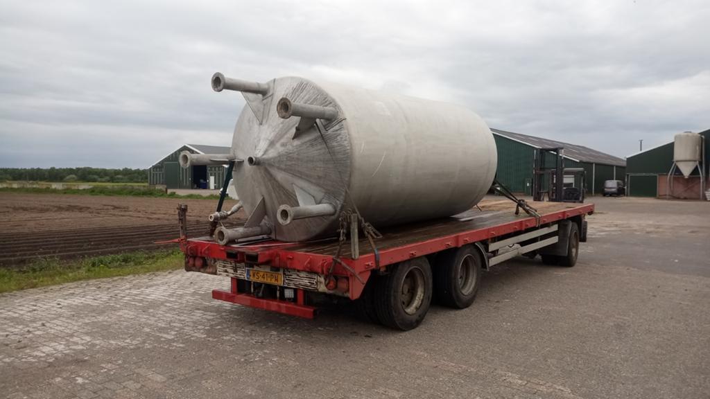 Aluminium opslagtanks, Ophalen
