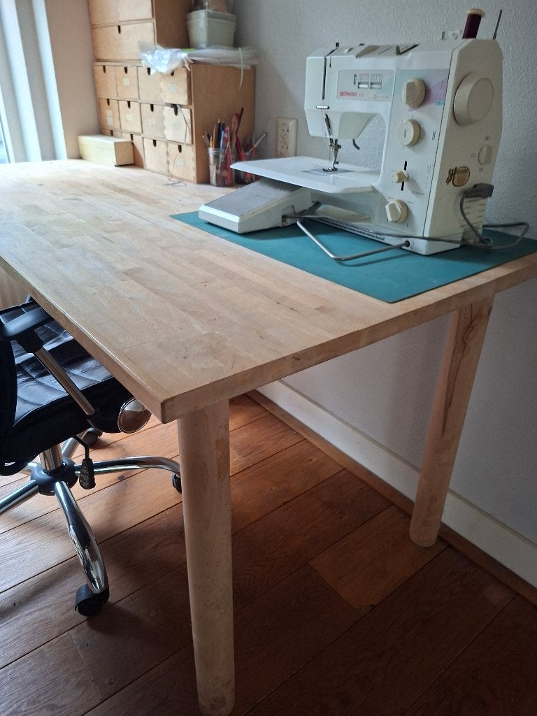 Houten eettafel of hobbytafel 2 stuks, Huis en Inrichting, Tafels | Eettafels, Ophalen, Gebruikt, 50 tot 100 cm, 150 tot 200 cm
