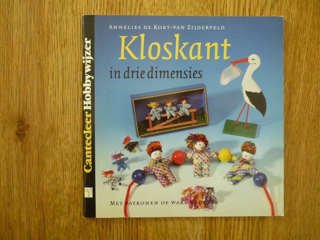 Kloskant in drie dimensies - A. de Kort-v. Zijderveld, Ophalen of Verzenden, Zo goed als nieuw, Boek of Tijdschrift