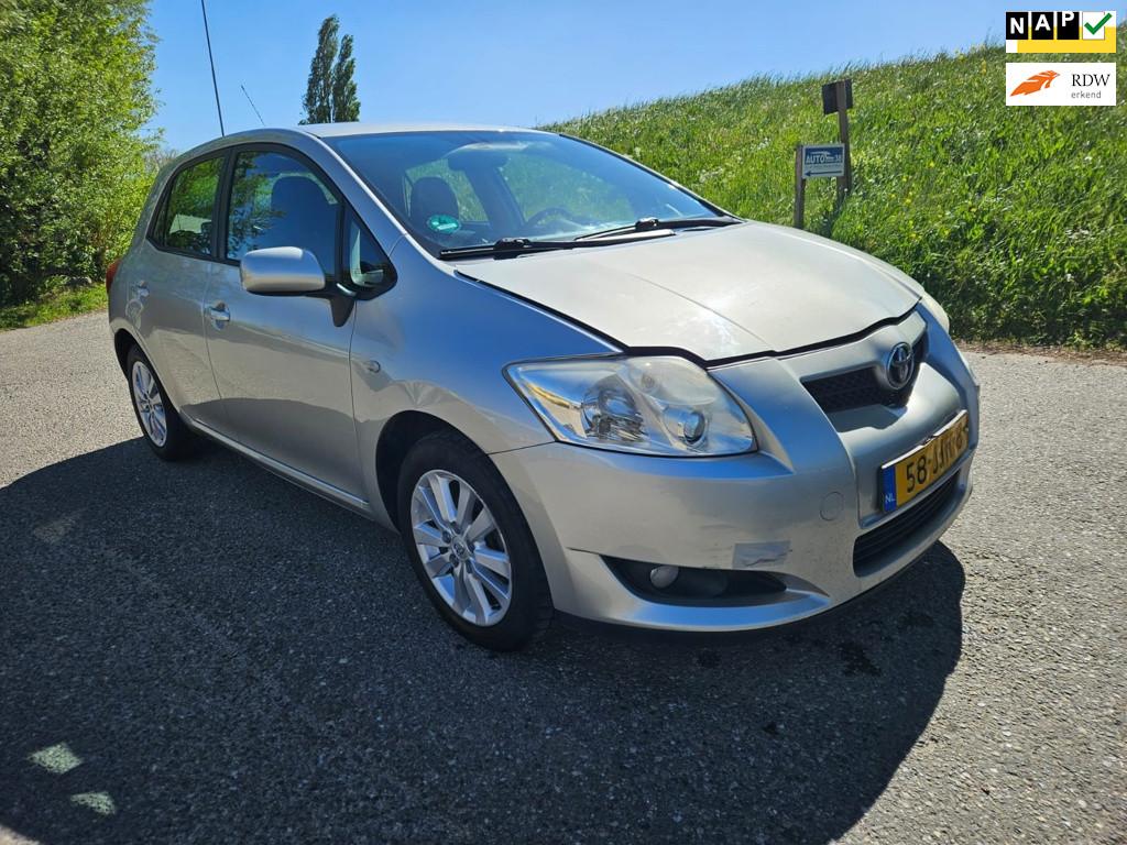 Toyota Auris 1.6-16V Luna,Airco,Trekhaak, Lichte schade, Auto's, Voorwielaandrijving, Gebruikt, Zwart, 4 cilinders