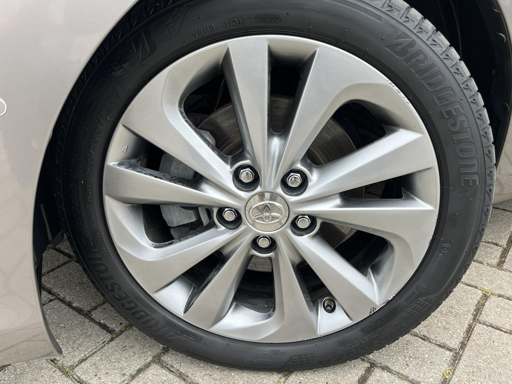 Toyota Auris 1.8 Hybrid Executive | Parkeersensoren | Trekha, 136 pk, Gebruikt, Euro 6, 4 cilinders