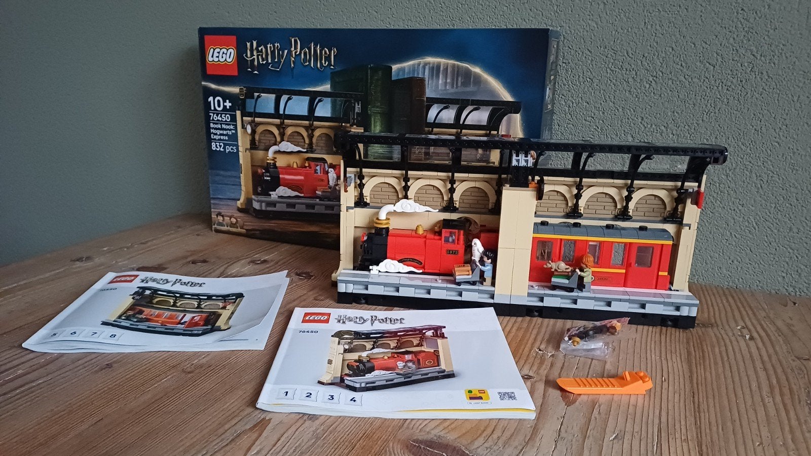 Lego Harry Potter 76450 boekensteun - de Zweinstein Express., Lego, Harry Potter, Ophalen of Verzenden, Zo goed als nieuw