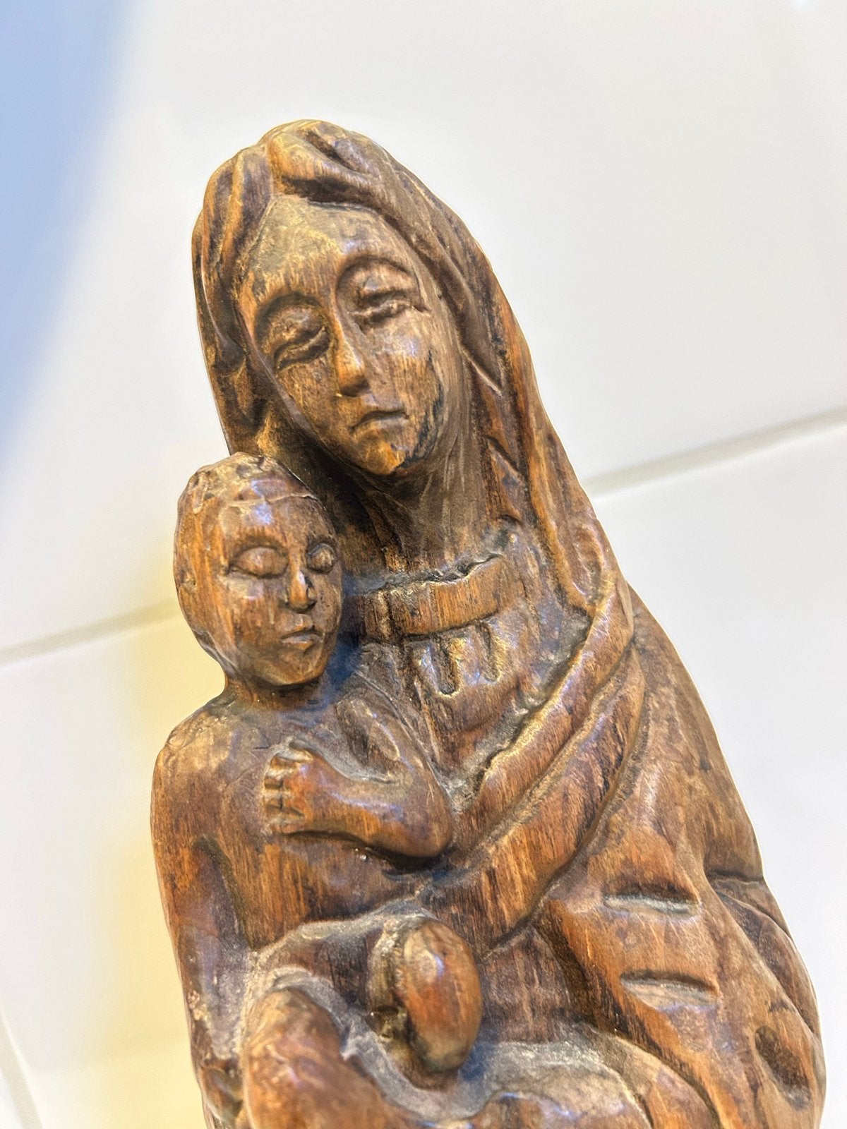 Antiek Houten Beeld Maria met Kind - Handgesneden, Antiek en Kunst, Ophalen, Handgemaakt, 20 - 50 cm, Beeld
