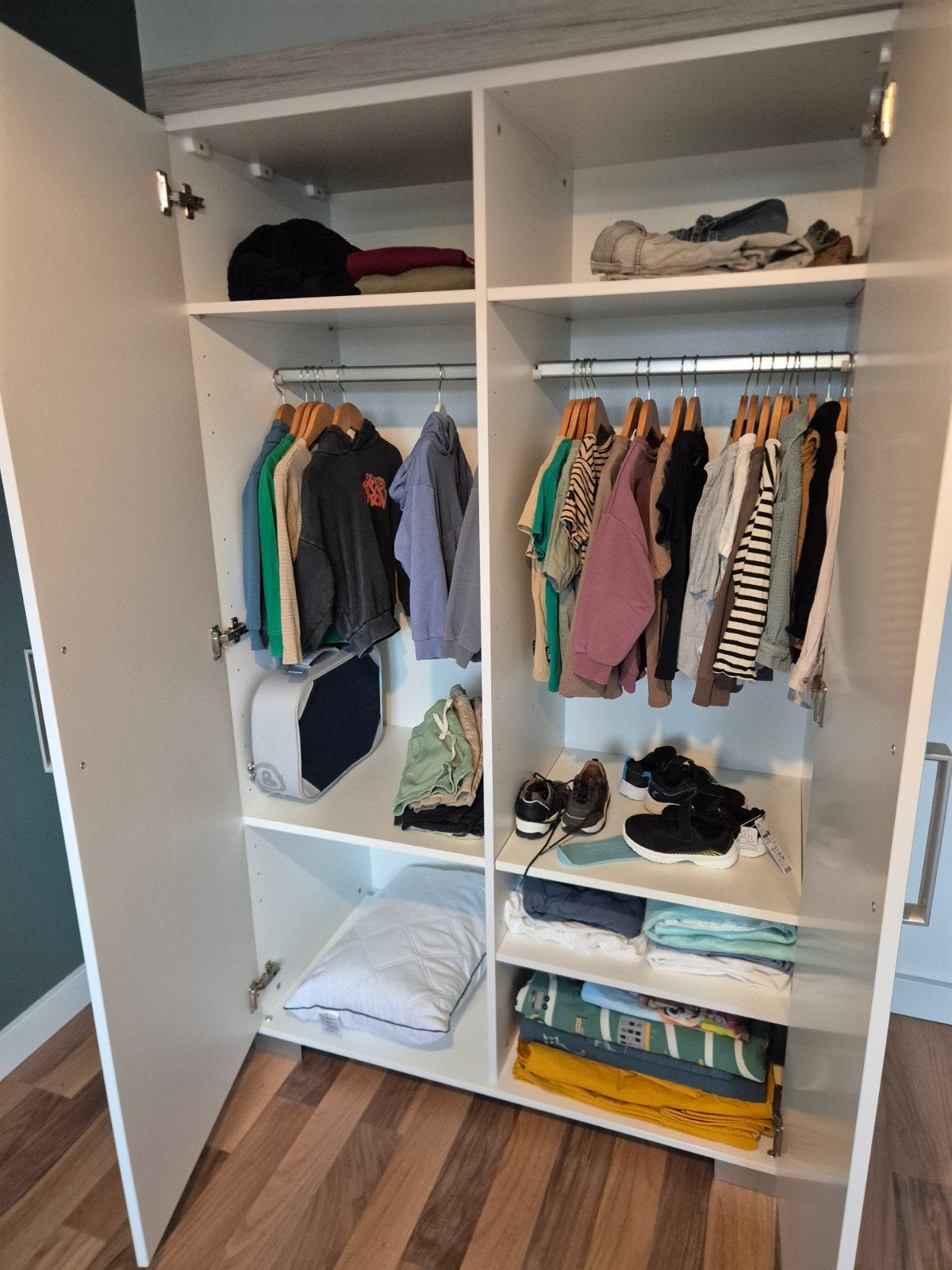 Babyset Berlijn (commode, ledikant, kast) - Babydump, Kinderen en Baby's, Ophalen, Gebruikt, Jongetje of Meisje