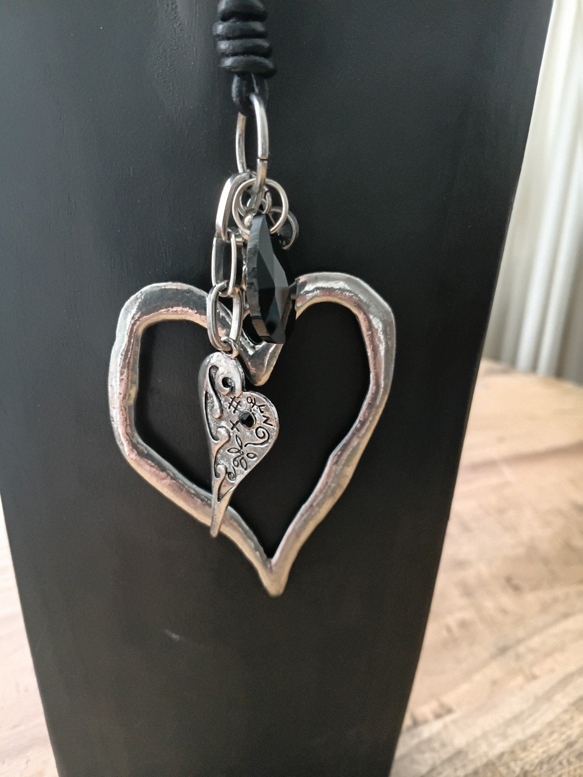 Leren veter ketting met 2 harten en zwart glas, circa 80 cm, Overige materialen, Zwart, Nieuw, Met hanger
