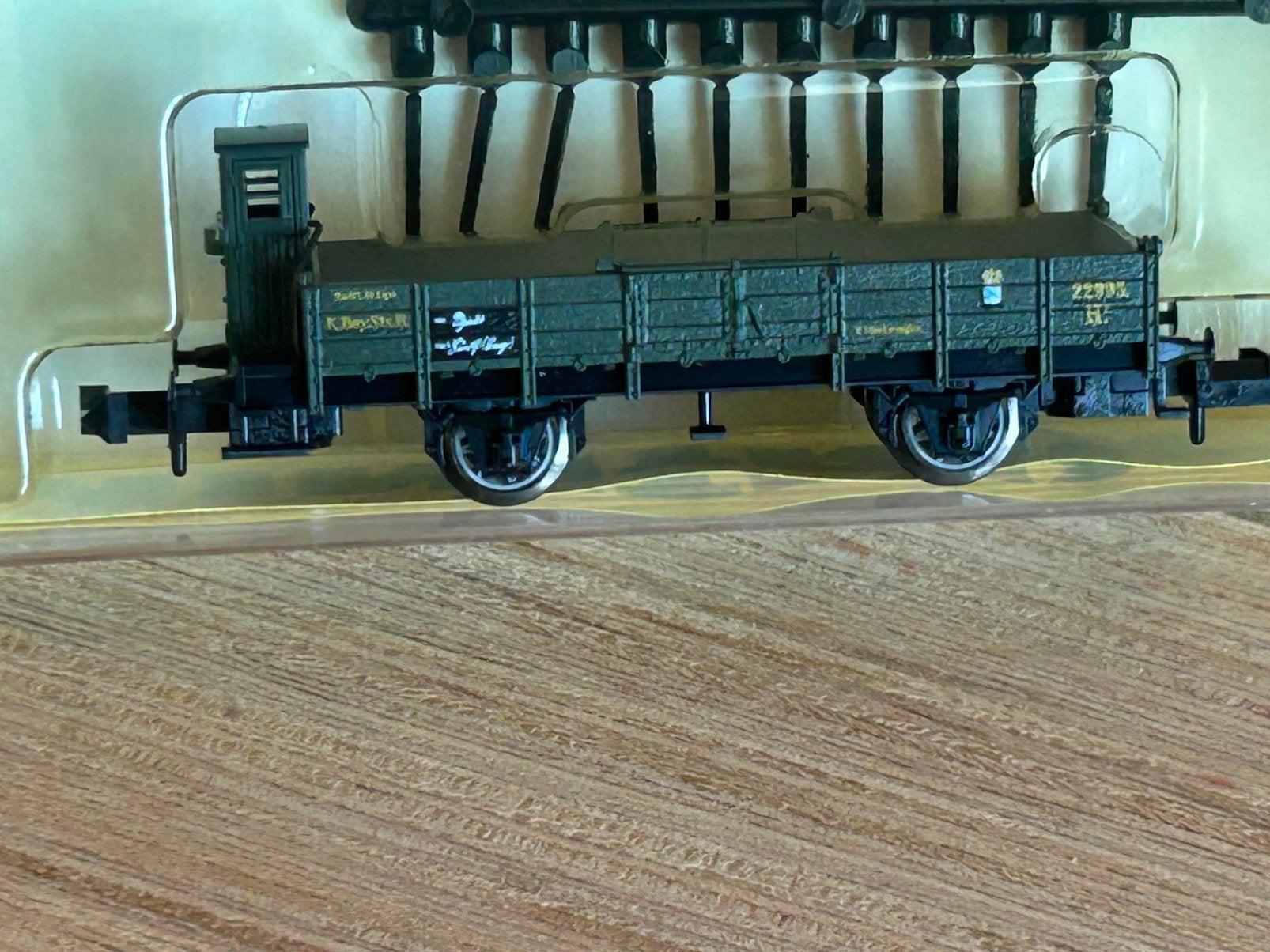 Minitrix 13233 wagon met spaakwielen nieus staat, Gelijkstroom, Trix, Wagon, Ophalen of Verzenden