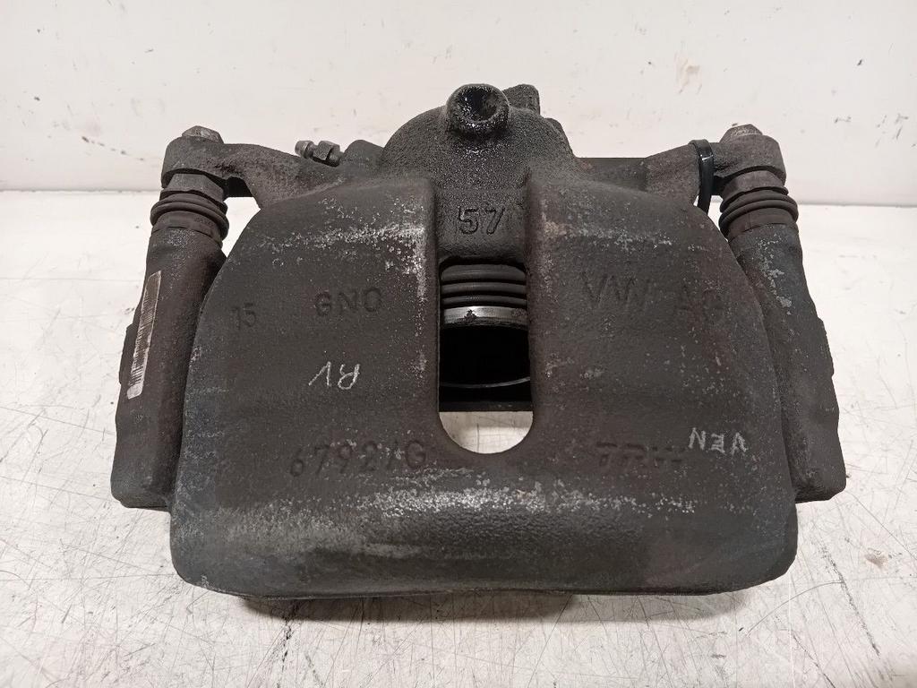 Remklauw rechts voor Volkswagen Caddy, Onderdelen@venauto.nl, Van der Ven Autorecycling B.V., Gebruikt, Ettenseweg 76, 4706 PB Roosendaal, The Netherlands