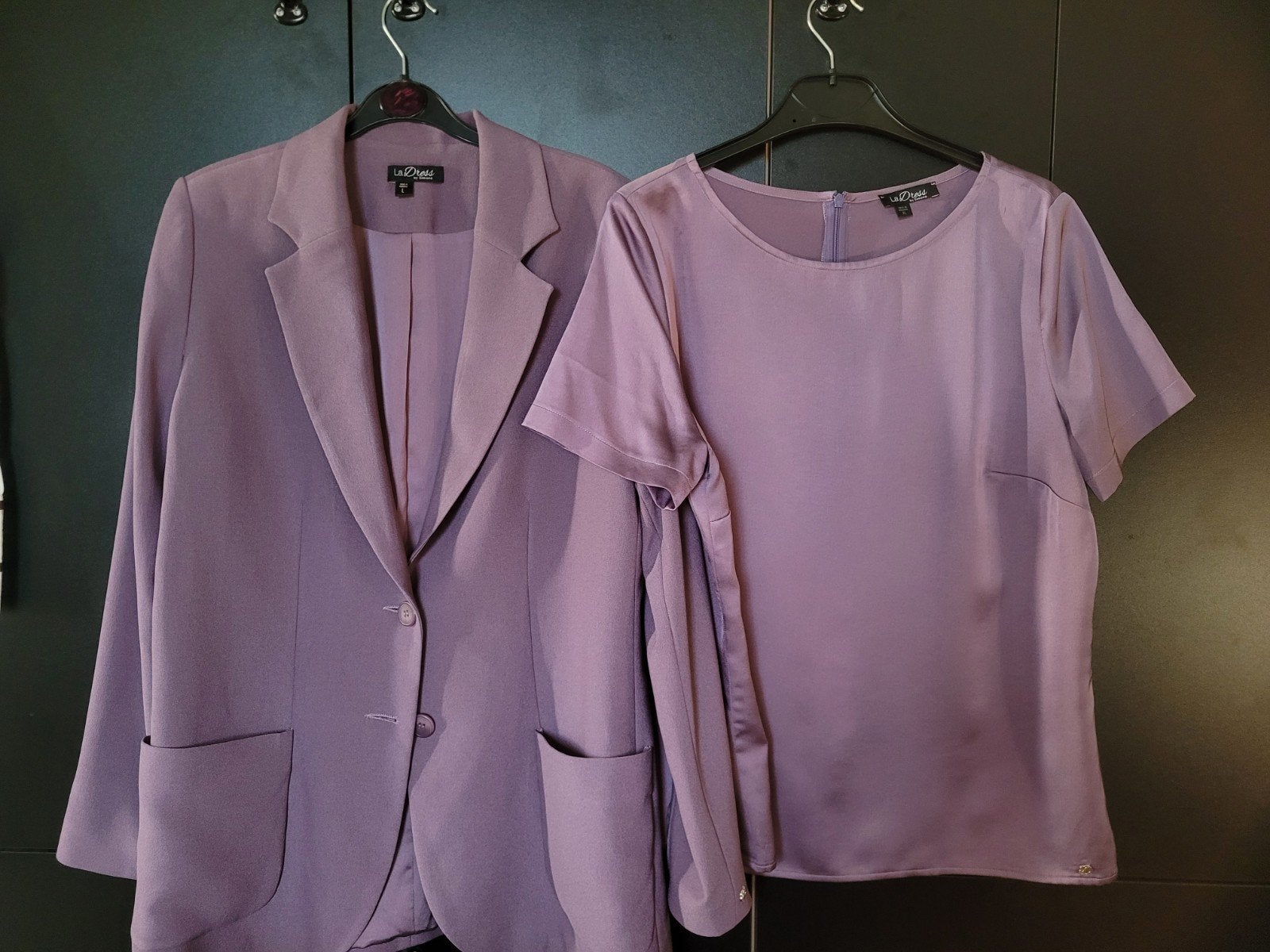 Mooie set blazer Carey en blouse top Monica ladress l xl, Verzenden, Paars, Maat 42/44 (L), Zo goed als nieuw