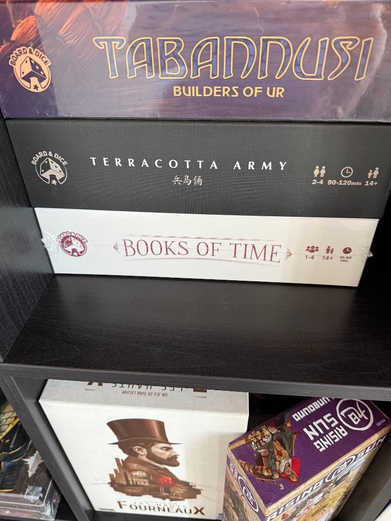 Books of Time EN, Een of twee spelers, Ophalen of Verzenden, Nieuw, Board & Dice