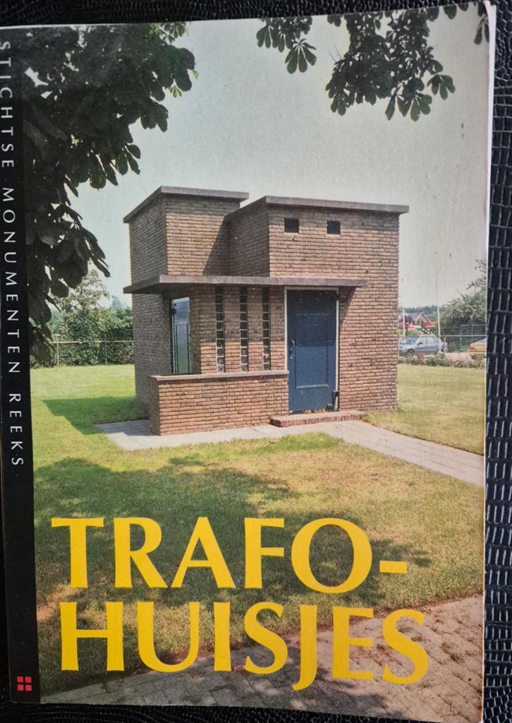 Trafobuisjes - Stichtse Monumenten Reeks 2, Ophalen of Verzenden, Gelezen, Architectuur algemeen