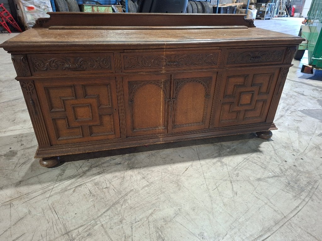dressoir, Gebruikt, 150 tot 200 cm, Eikenhout, Met deur(en)