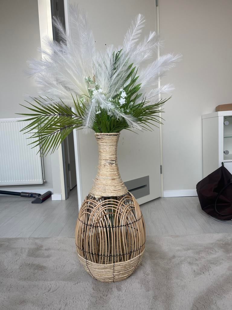 Decoratieve vaas met pluimen en kunstbloemen, Overige materialen, Overige kleuren, Ophalen of Verzenden, Zo goed als nieuw