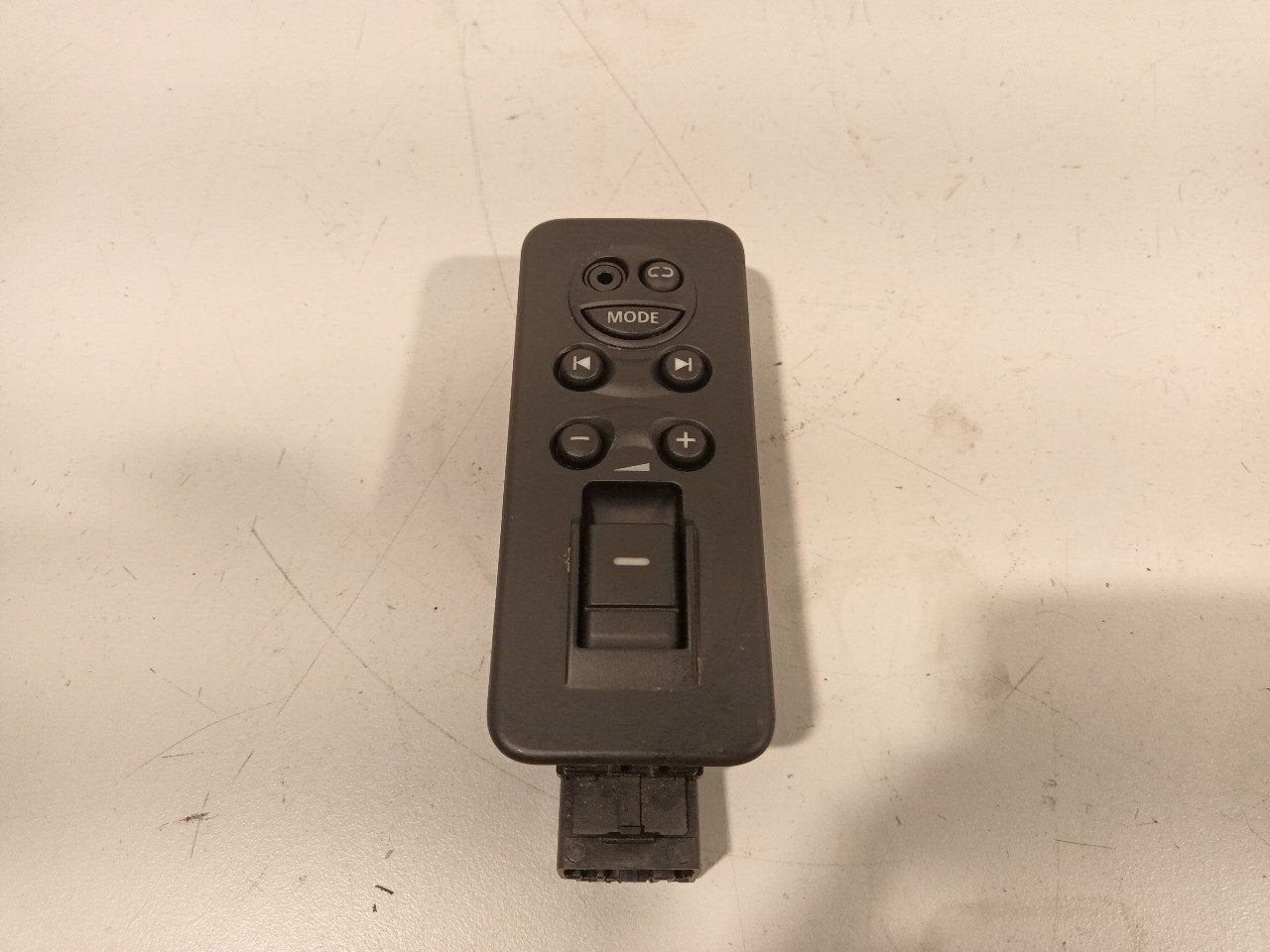 Raamschakelaar rechts achter Land Rover Range Rover, Auto-onderdelen, Dashboard en Schakelaars, Onderdelen@venauto.nl, Van der Ven Autorecycling B.V.