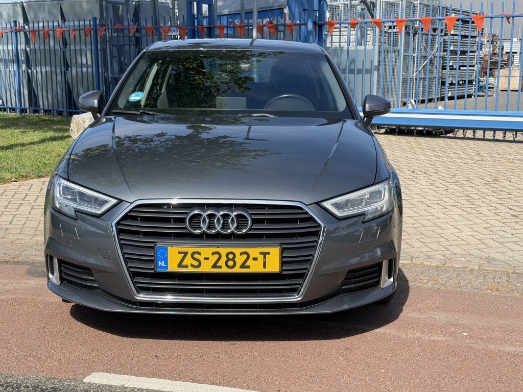 Audi A3 Sportback 30 TFSI LED NAVI XENON CRUISE CLIMA PDC, Auto's, Audi, Voorwielaandrijving, Gebruikt, Euro 6, Automatische klimaatregeling
