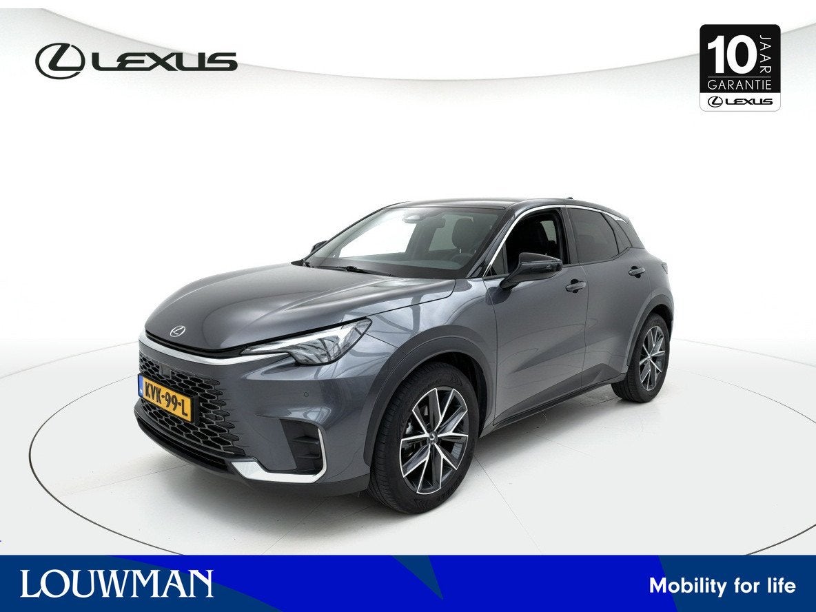 Lexus LBX 1.5 Emotion 2WD | Tech-Pack | Carplay | Adaptive C, Auto's, 136 pk, Gebruikt, Bedrijf, 650 kg