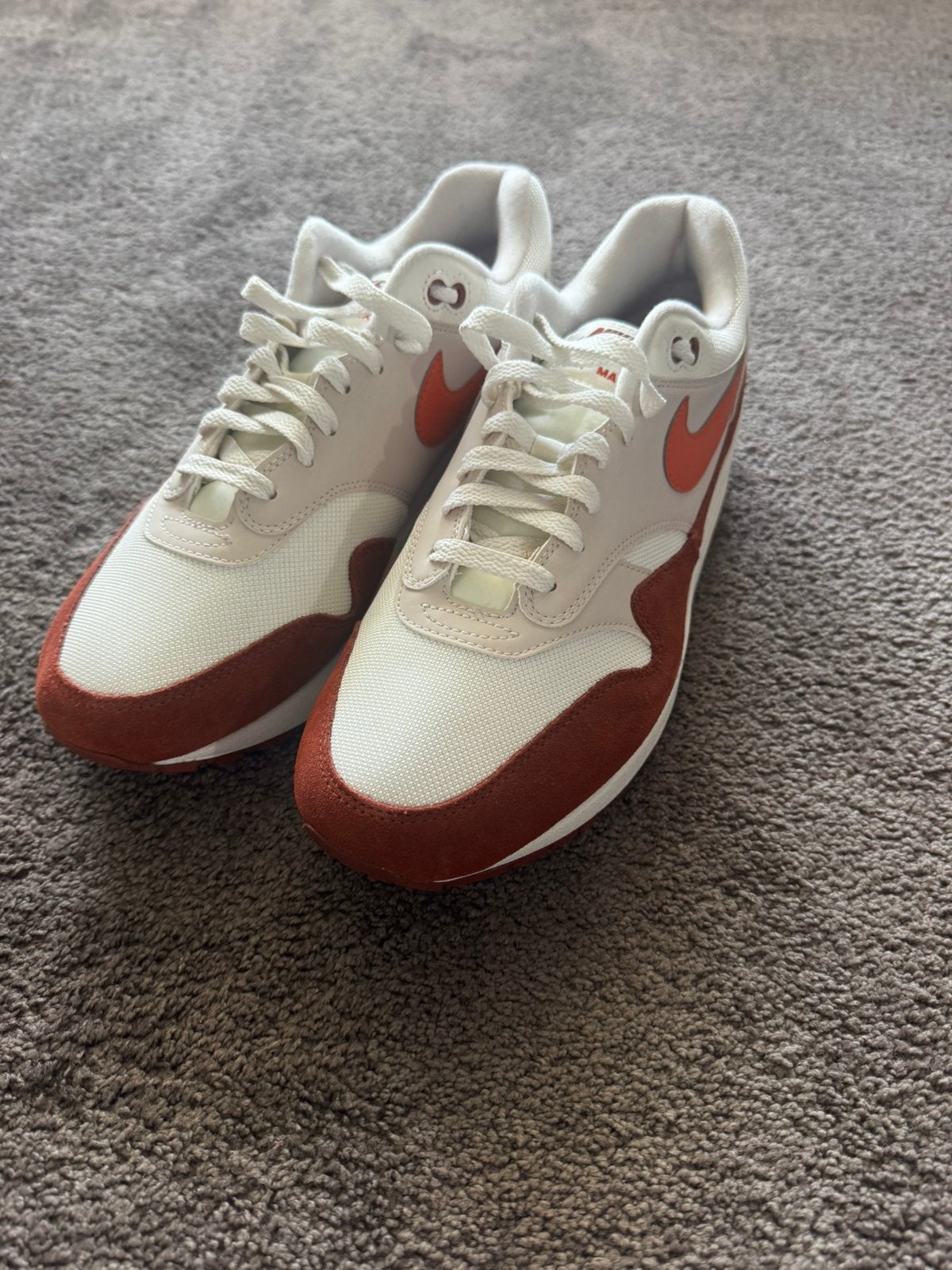 Nike air max 1 Mars stone in EU45, Overige kleuren, Ophalen of Verzenden, Sneakers of Gympen, Zo goed als nieuw