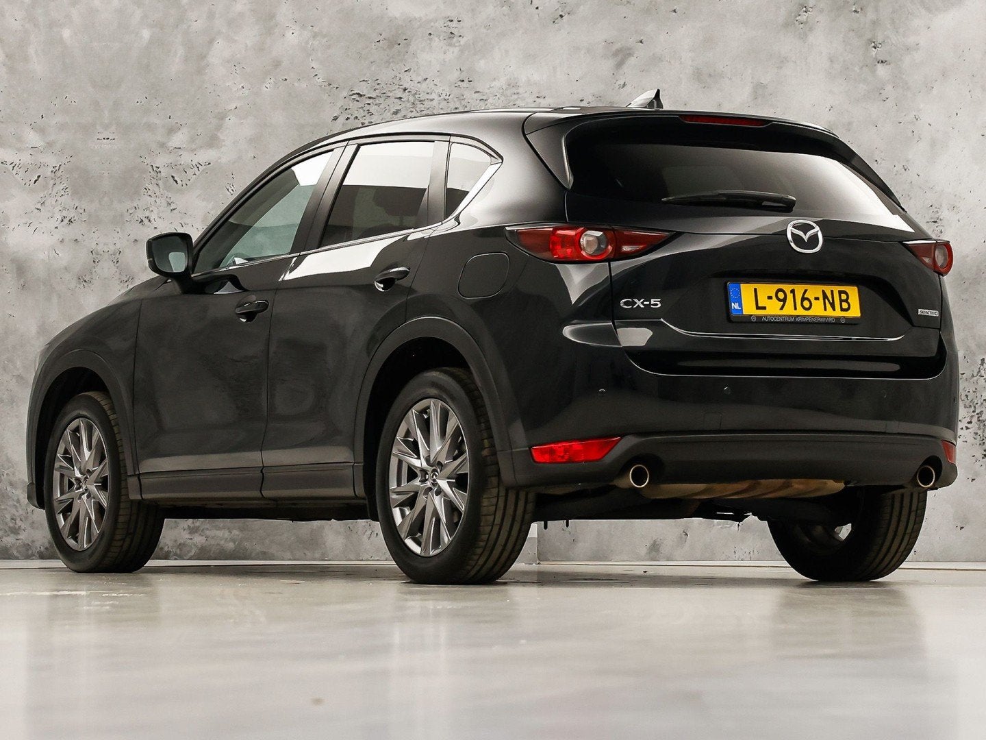 Foto 3 van Mazda CX-5 2.0 SkyActiv-G 165 Luxury Sport 165Pk Automaat (A