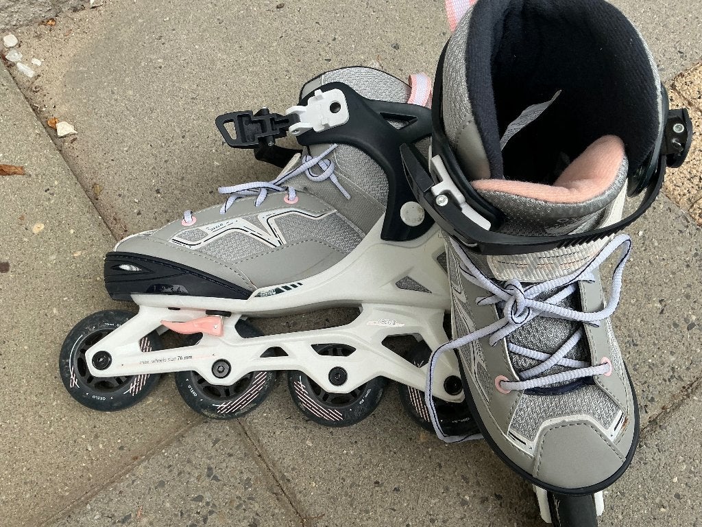 Inline skates, Sport en Fitness, Skeelers, Verstelbaar, Zo goed als nieuw, Inline skates 4 wielen, Ophalen