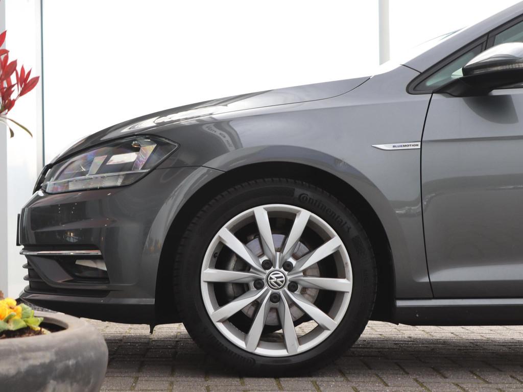 Volkswagen Golf 1.5 TSI 131 pk Highline | Navigatie | ACC |, Auto's, Volkswagen, Voorwielaandrijving, 4 cilinders, Origineel Nederlands