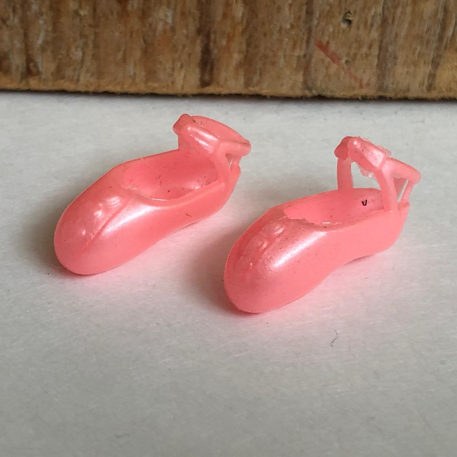 Roze ballerina schoenen voor Barbie, Kinderen en Baby's, Ophalen of Verzenden, Zo goed als nieuw, Barbie