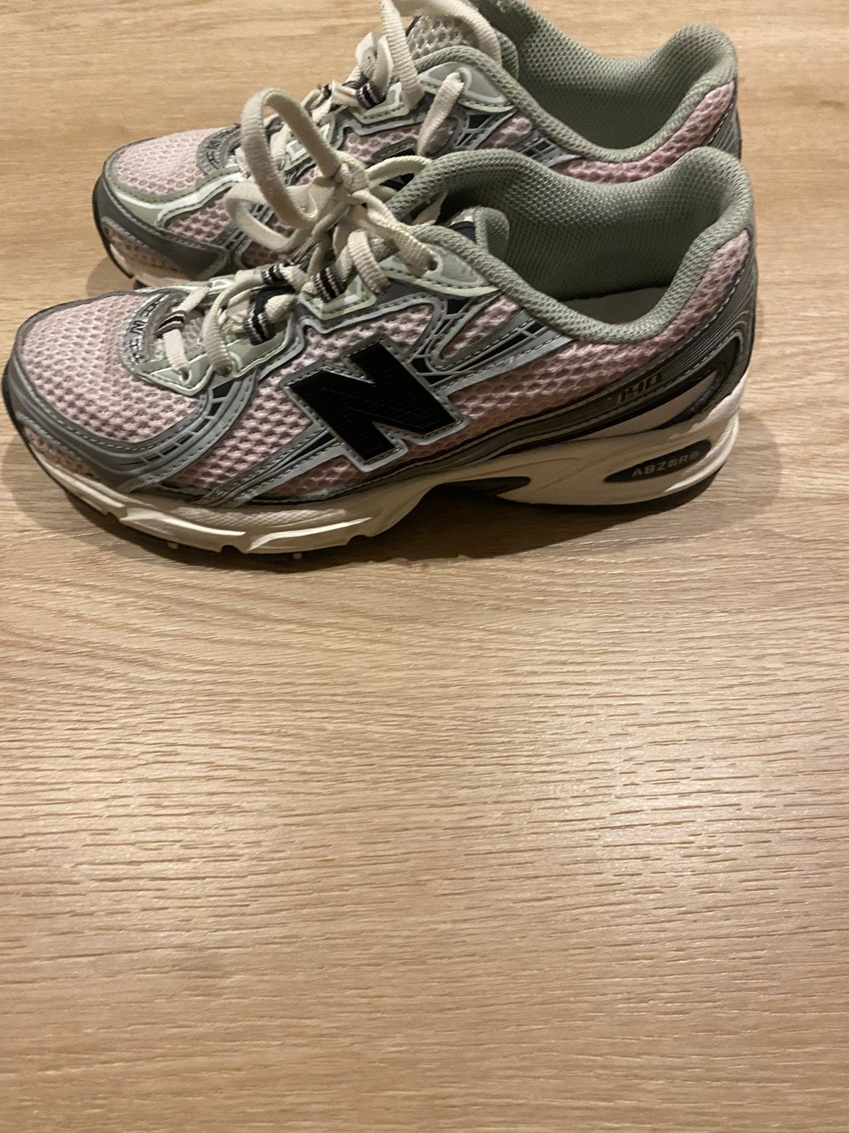 New Balance sneakers roze/grijs - Maat 37, Ophalen of Verzenden, Gedragen, Roze, Sneakers of Gympen