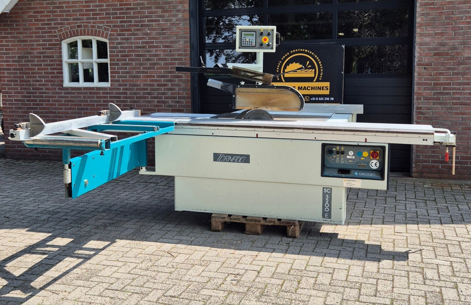 Griggio formaatzaag cnc geleider elektrisch hoog en schuin, Doe-het-zelf en Verbouw, Gereedschap | Zaagmachines, Ophalen of Verzenden