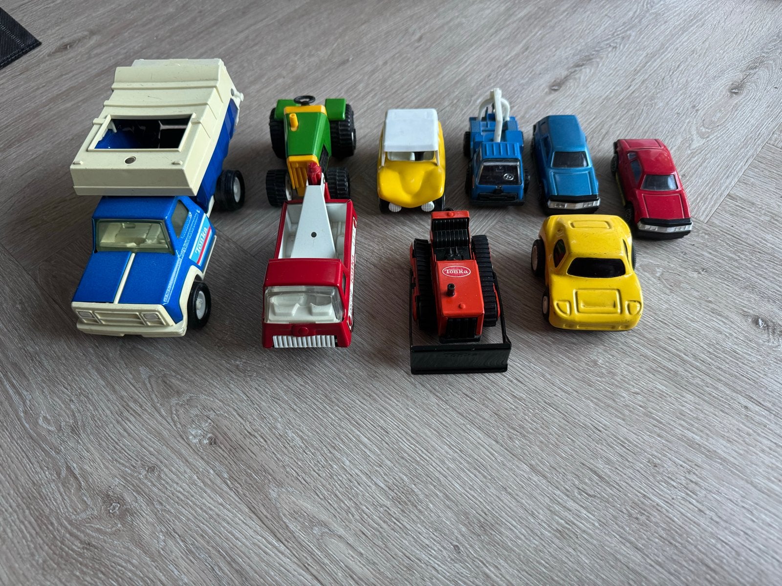 Tonka speelgoedauto's en vrachtwagens - Set van 10, Ophalen of Verzenden, Gebruikt