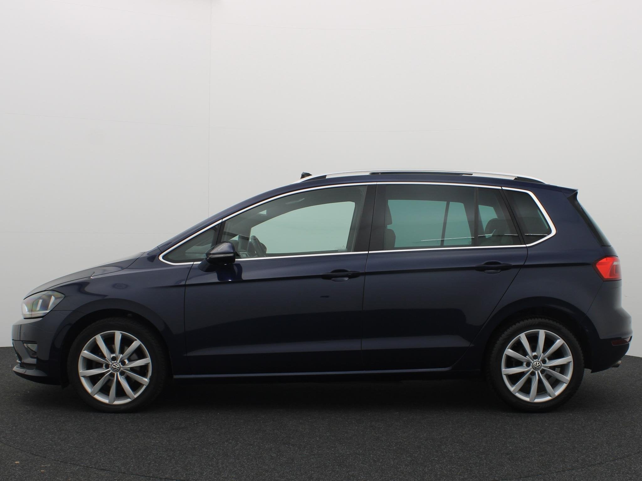 Volkswagen Golf Sportsvan 1.4 TSI Business Edition 1STE EIG, Euro 6, Blauw, Onderhoudsboekje, 66 €/maand