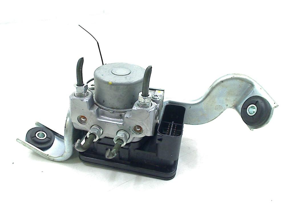 Abs Pomp Suzuki GSX R 1000 2012-2016 (GSXR1000 L2-6) 2015, Gebruikt, Suzuki Deutschland GmbH, Kontakt@suzuki.de, Suzuki-Allee 7, Bensheim 64625, , Duitsland
