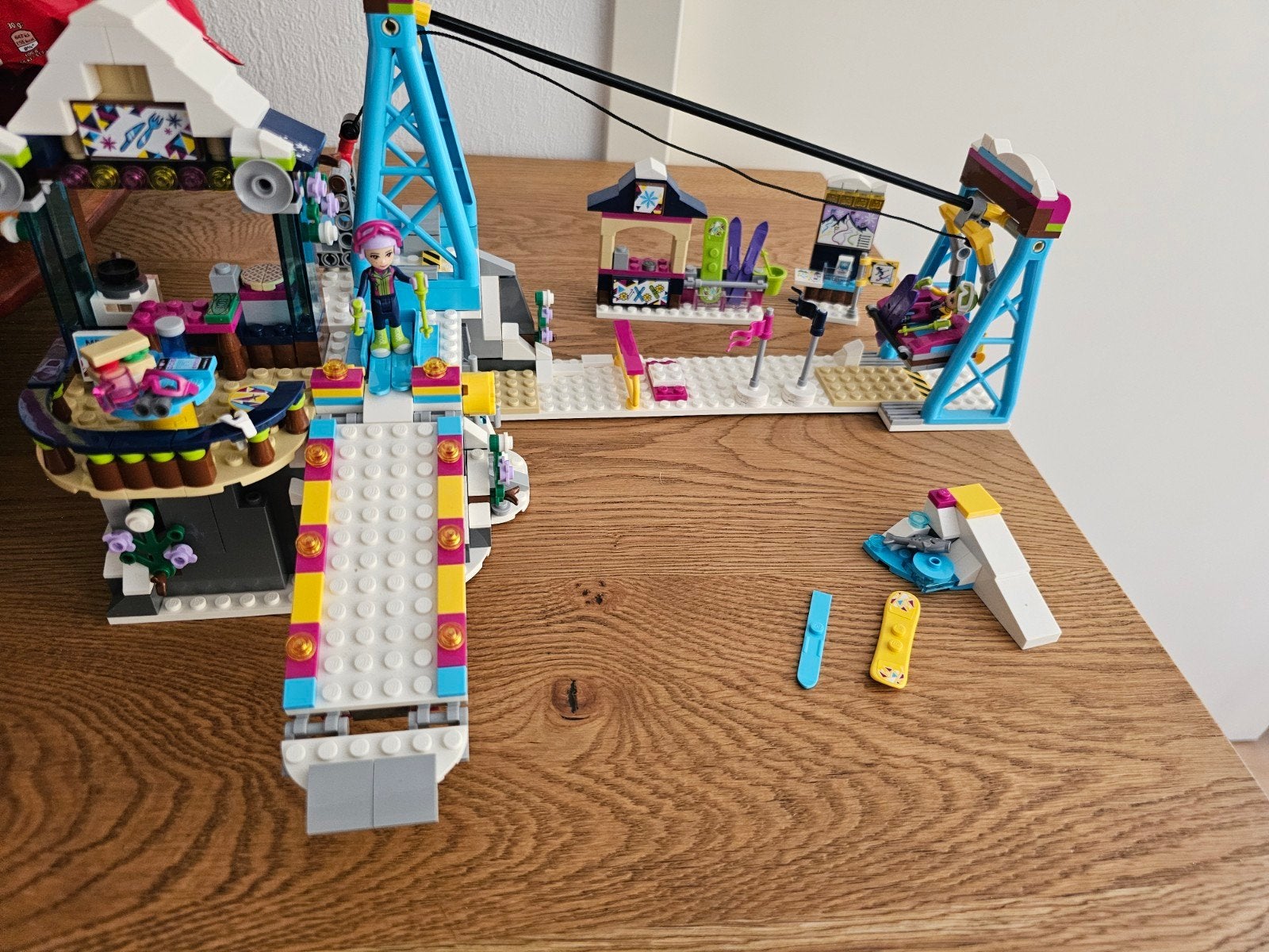 Lego friends 41324  resort ski lift, Ophalen of Verzenden, Zo goed als nieuw