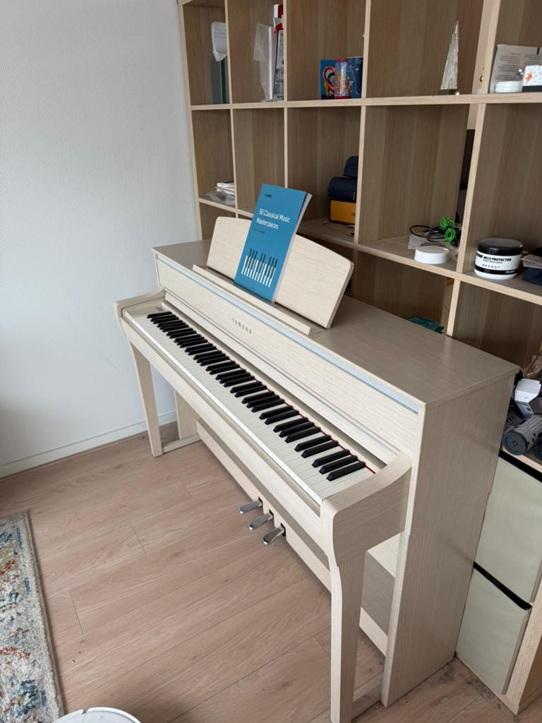 Yamaha CLP-775 white ash, Muziek en Instrumenten, Ophalen, Overige kleuren, Digitaal, Zo goed als nieuw